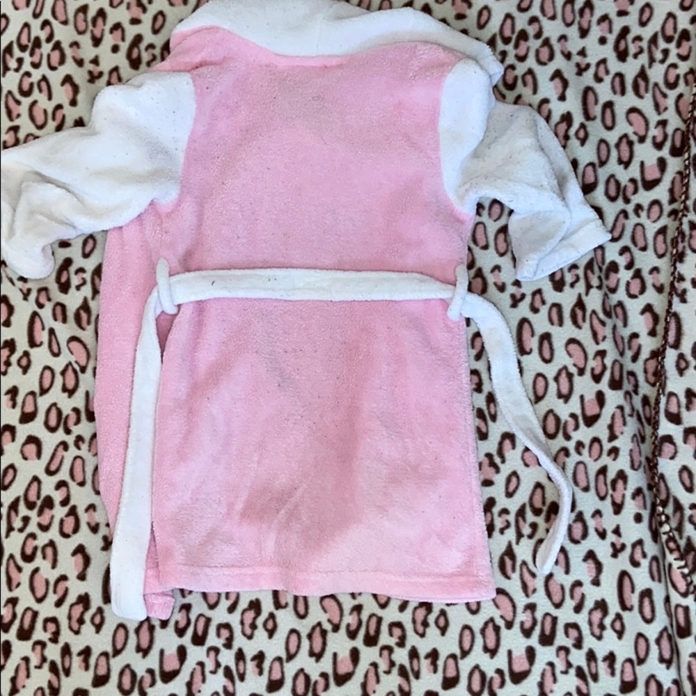 Hello Kitty Robe - Picture 2 of 4